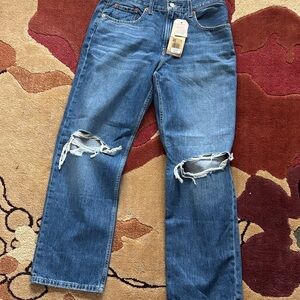 Women’s Blue Distressed Jeans